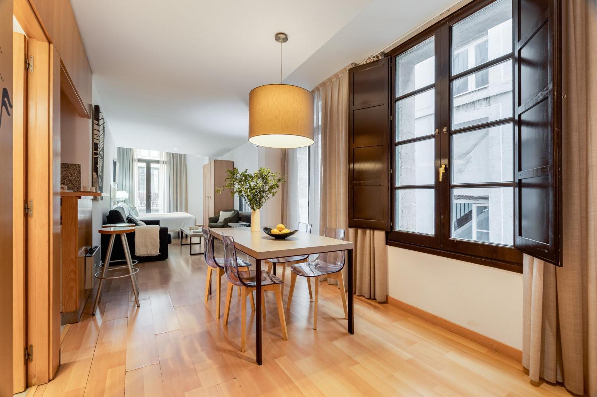 Apartamento Aspasios Plaza Real Barcelona